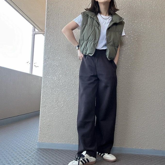 ダウンクロップドベスト×UNIQLO：Cのブラックの「スウェットワイドパンツ」
