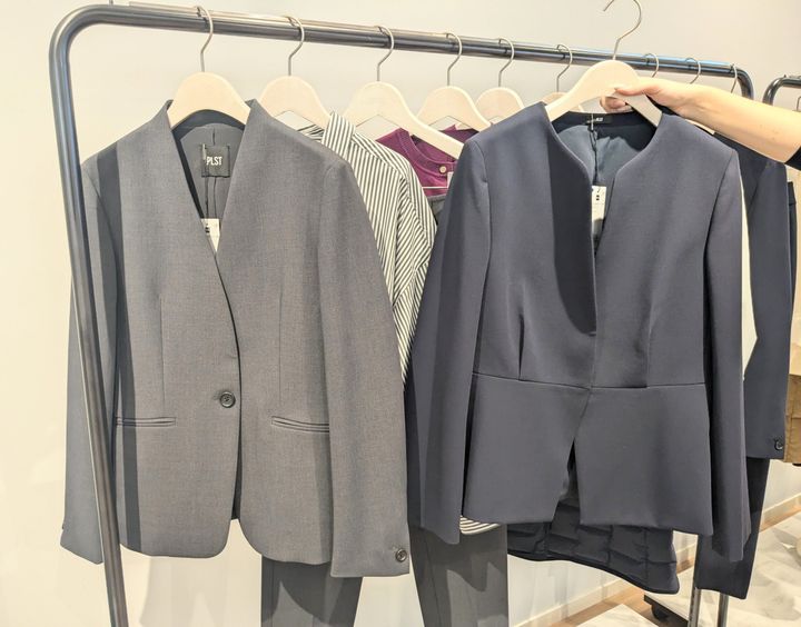 「プラステ」ノーカラージャケット2