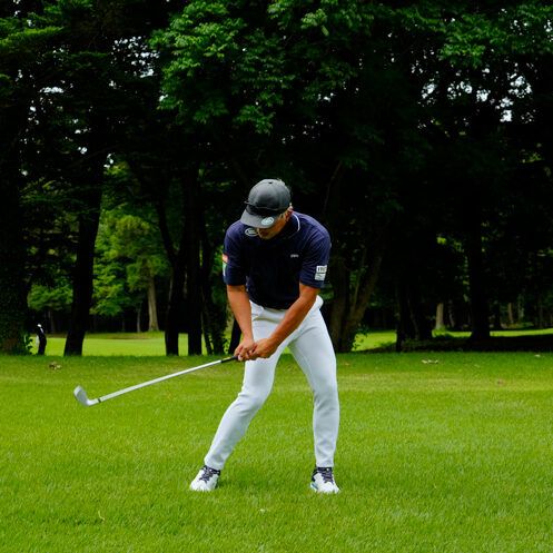 ラフからのショットは「浮いていたら払い打ち」「沈んでいたら打ち込む」が正解！