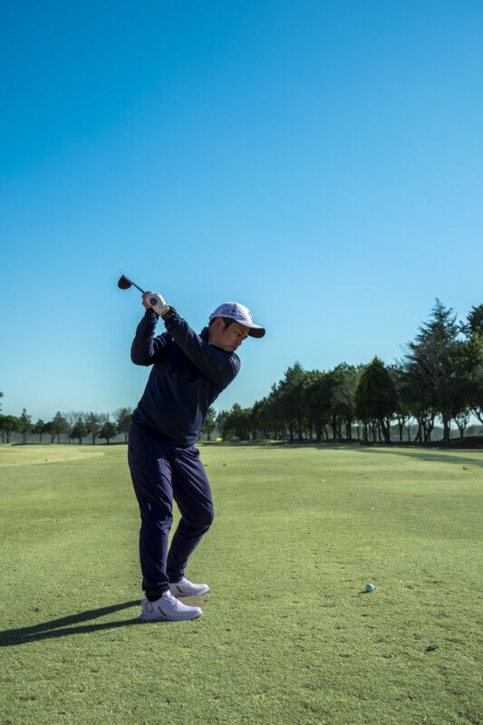 FWで“飛ばせるフィニッシュ”はどっち…？人気コーチがわかりやすく解説