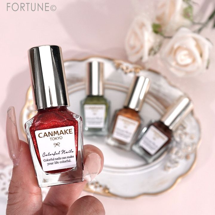 CANMAKE（キャンメイク） 『カラフルネイルズ』 