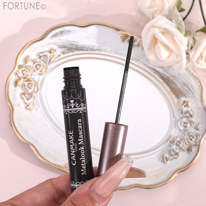 CANMAKE（キャンメイク） 『メタルックマスカラ』 
