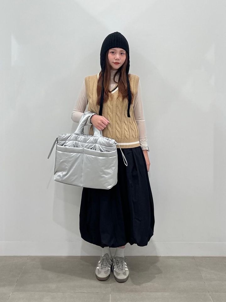 画像2: 出典：GU