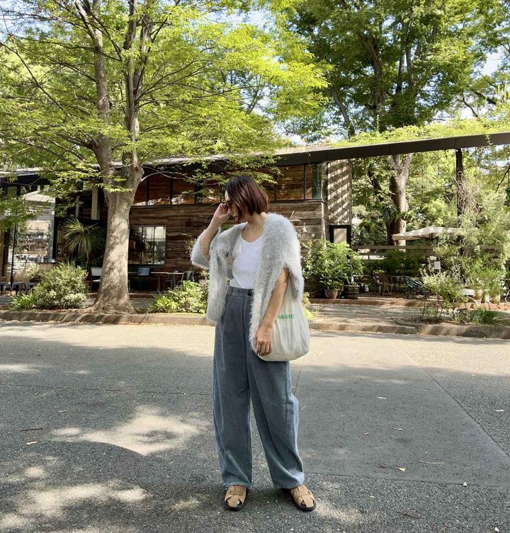 画像1: 【GU】コーデュロイバレルレッグパンツ¥2,990 www.gu-global.com