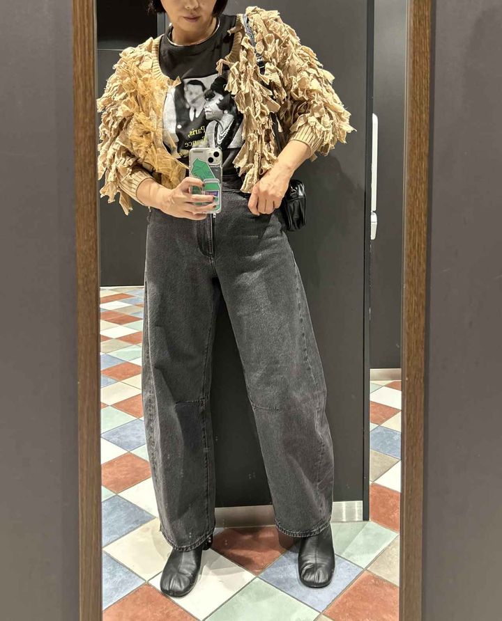 画像: 【GU】バレルレッグパンツ¥2,990 www.gu-global.com