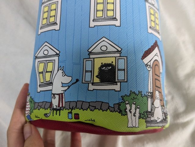 ムーミンポーチを回転したところ