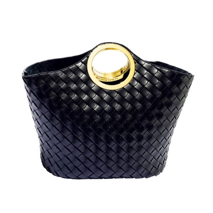 ¥808,500（ボッテガ・ヴェネタ／ボッテガ・ヴェネタ ジャパン）