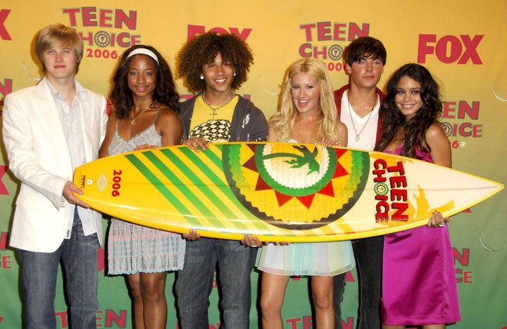 画像1: 『ハイスクール・ミュージカル』の舞台となったイースト高校を訪問