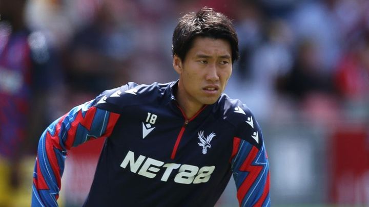 「鎌田大地、クリスタル・パレスで批判殺到」「SNS上で日本人MFに対する批判激化」とラツィオ系サイトが伝える