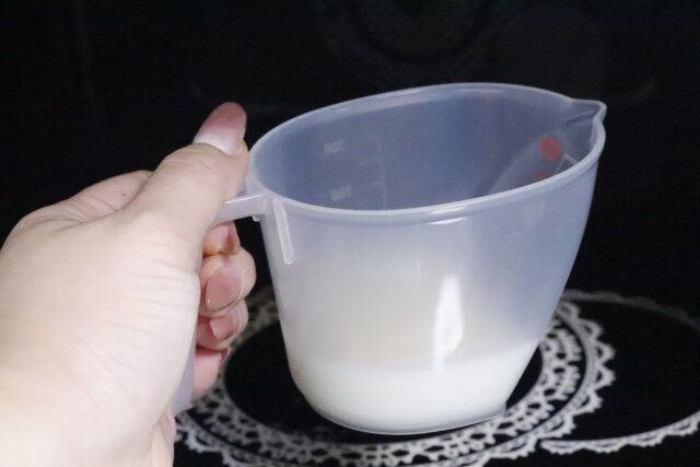 ダイソー 上から量れる計量カップ（300ml） 使用例 電子レンジ