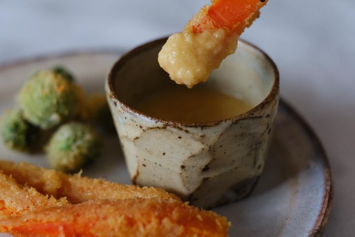 にんにくが効いたディップが旨い！“野菜フライのディップ”