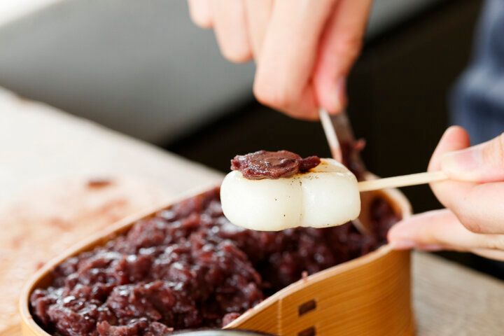 大阪・京橋の私立美術館併設「あみじま茶屋」で茶文化に触れるティータイムを