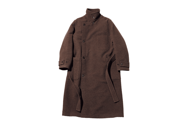 〈ルメール〉のスタンドカラーコート