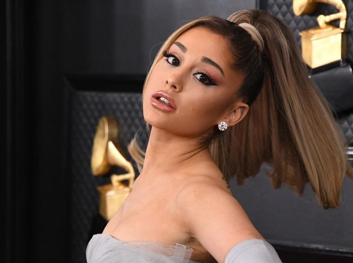 画像: アリアナ・グランデは整形している？