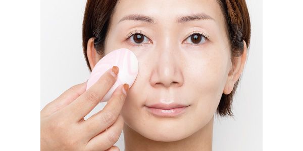 水スポンジにしてツヤをさらに高める