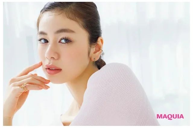 SUQQU リクイド ラスター アイズを使ったおすすめメイクのやり方_SUQQU リクイド ラスター アイズ 06を使ったメイク①