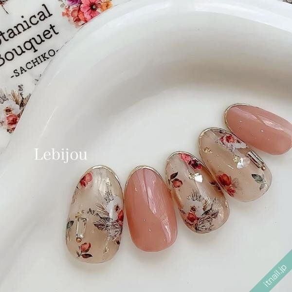 Le bijouが投稿したネイルデザイン [photoid:I0130615] via Itnail Design (740811)