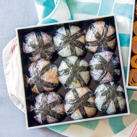 運動会に遠足、おでかけ。サクサクの唐揚げたっぷりの「手まりおにぎり弁当」の画像2