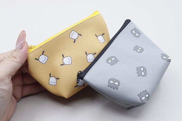 キャンドゥの可愛い40122 ミニポーチ（舟形）X／O 文字と40122 ミニポーチ（舟形）X／O 文字