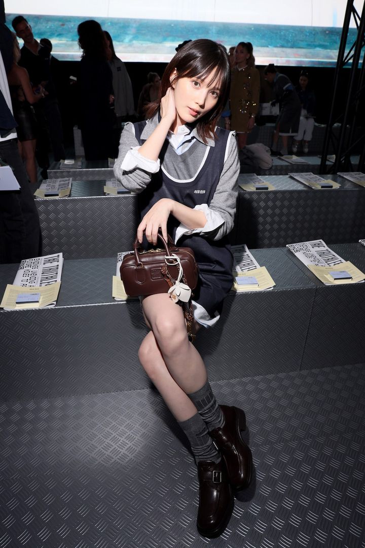 本田翼やIVEのウォニョンが来場！ ミュウミュウ2025年春夏ショー