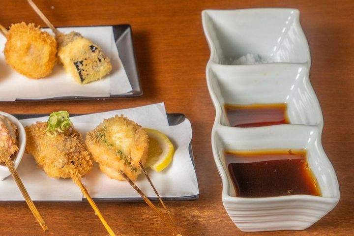 串かつ赤とんぼ