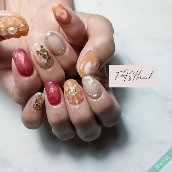 TASHnailが投稿したネイルデザイン [photoid:I0115262] via Itnail Design (740731)