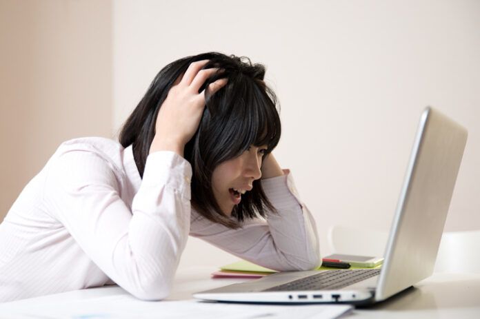 心のバッテリー残量0％… 憂鬱な気分になりやすい人の特徴5つ