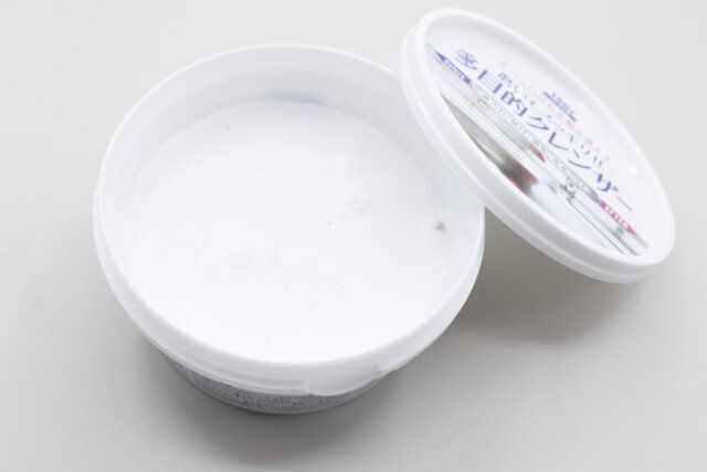 ダイソー 多目的クレンザー