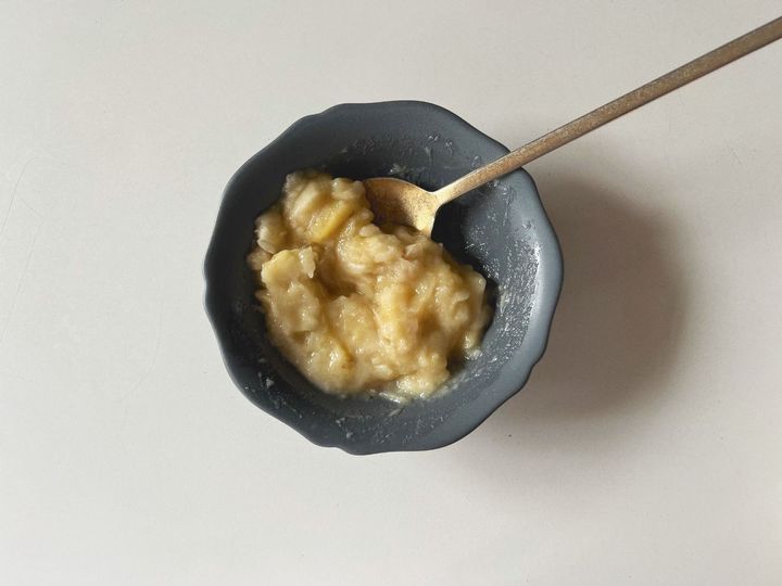 【簡単米粉レシピ】こっくりピーナッツバターとバナナの米粉マフィン【渡辺友美子のコーヒーに合うお菓子のレシピ vol.62 〜レシピで旅するヨーロッパ〜】