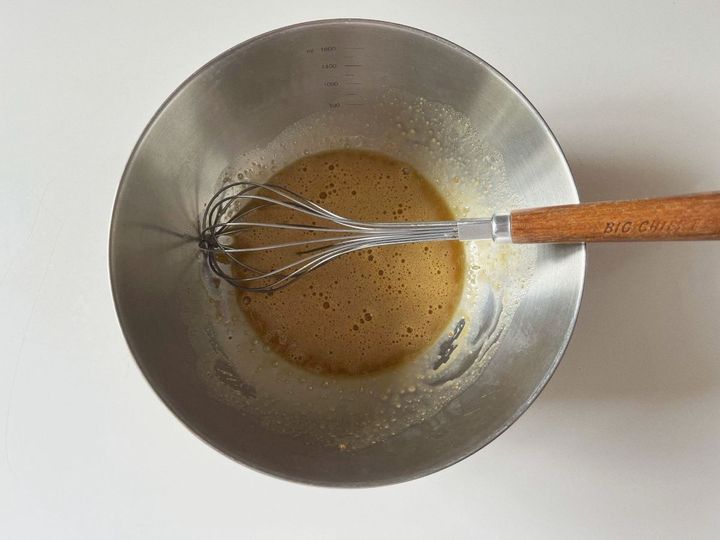 【簡単米粉レシピ】こっくりピーナッツバターとバナナの米粉マフィン【渡辺友美子のコーヒーに合うお菓子のレシピ vol.62 〜レシピで旅するヨーロッパ〜】