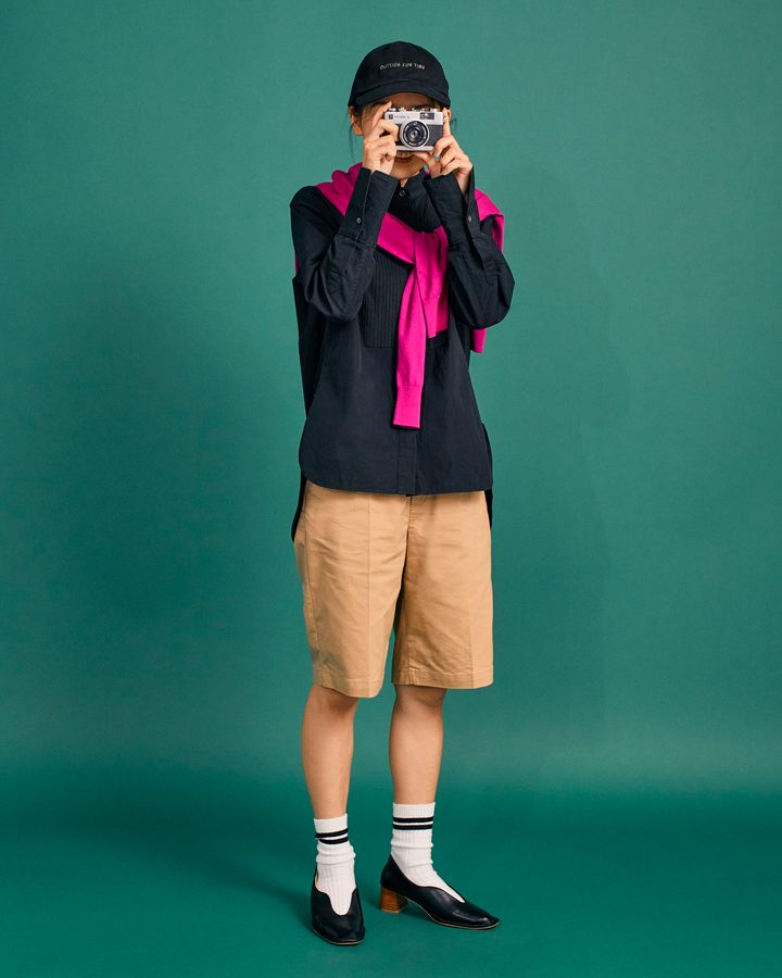 秋の重ね着に大活躍「カーディガン」コーデ8選！肩掛けスタイル編