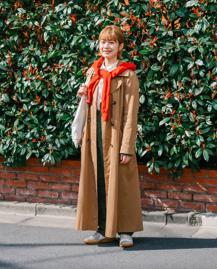 秋の重ね着に大活躍「カーディガン」コーデ8選！肩掛けスタイル編