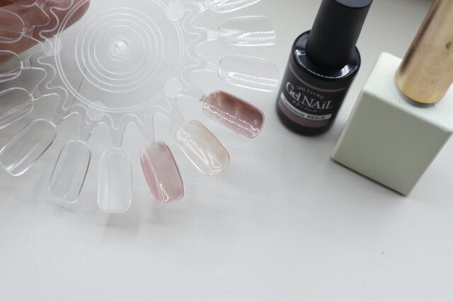 セリア ネイルカラーチャート丸型3Pクリア 使い方