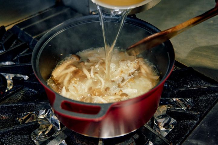 ブイヨンを加える