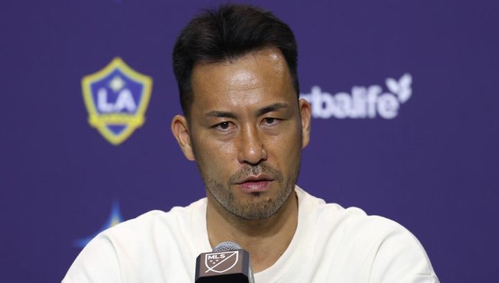 「日本のスポーツにとってもすごく大きな一歩」 Jリーガーの最低年俸240万円で何が変わるのか…プロサッカー選手会長の吉田麻也が解説 