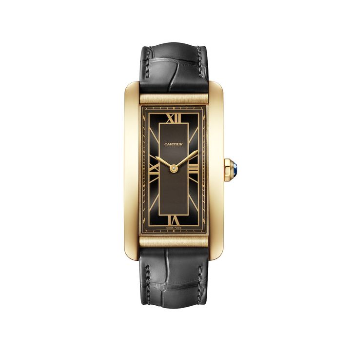 「タンク アメリカン」 ウォッチ 自動巻きメカニカルムーブメント、YG ケース _44.4mm x 24.4mm ¥2,679,600（2024年12月発売予定）／CARTIER