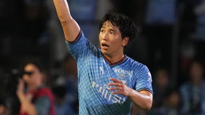 川崎FW山田新、今季15点目は“ウイイレ似”ループ弾！チームメイトたちのコメントが辛辣でおもしろい 「何してるんだと…」