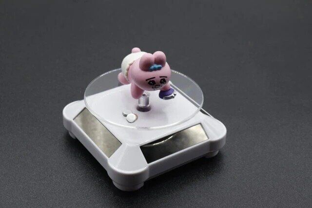 キャンドゥ ソーラー式回転台白色 使用例