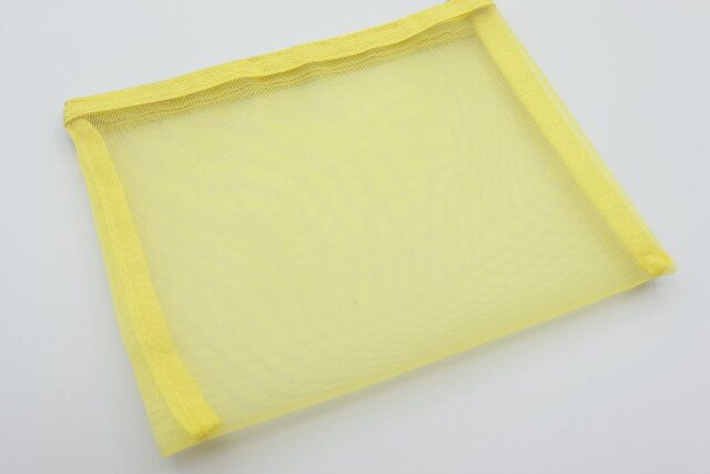 ダイソー フラットメッシュポーチ 推し色