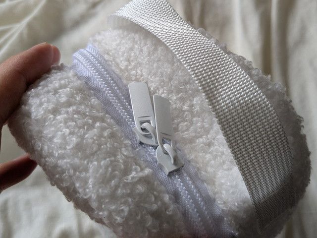 もこもこポーチダブルジップ