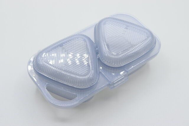 ダイソー 三角おにぎりメーカー（2個タイプ）