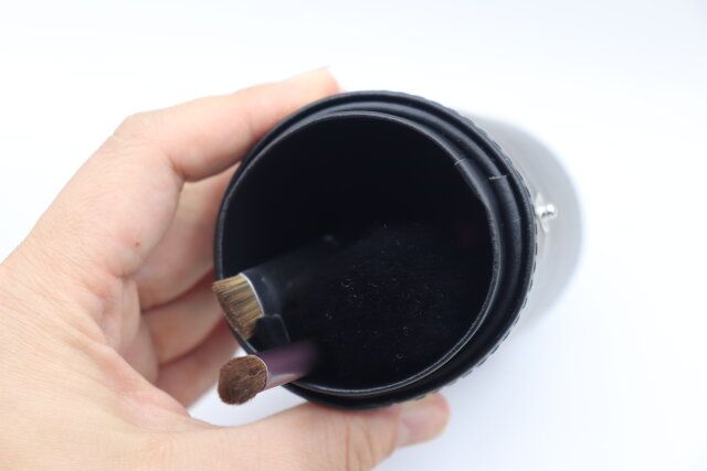 キャンドゥ メイクブラシケースレザー調 収納力