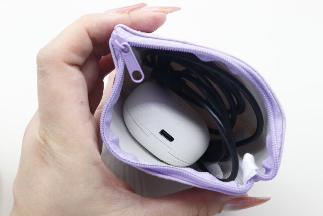 ダイソーのマチがある40121 ミニポーチ（舟形）K／U 文字