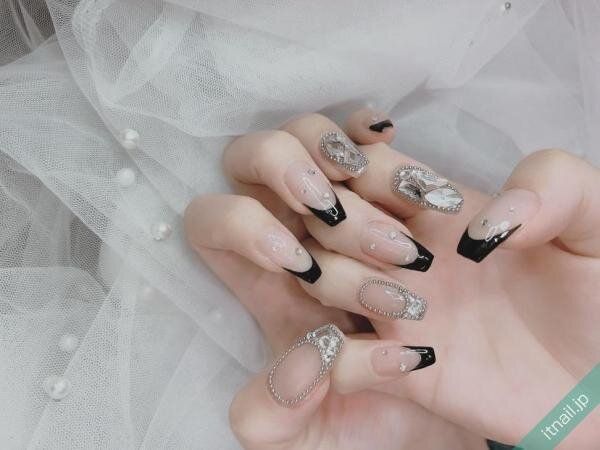 Fionaが投稿したネイルデザイン [photoid:I0130553] via Itnail Design (740975)