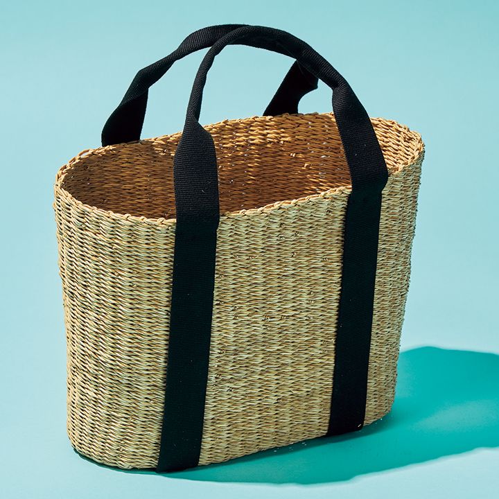 大きめを選んで間違いなし！旅行で活躍するバッグ12選