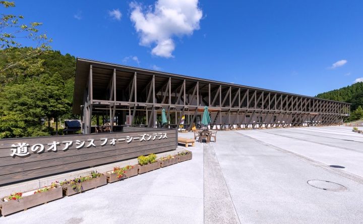 2024年4月にオープンした観光交流施設。福井県の観光情報も入手できます