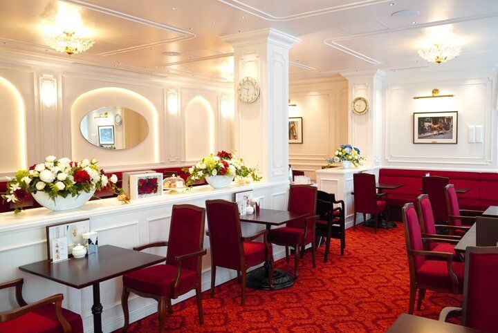 フランス仕込みのサロン・ド・テ「コロンバン 原宿サロン」でエレガントなティータイム♪