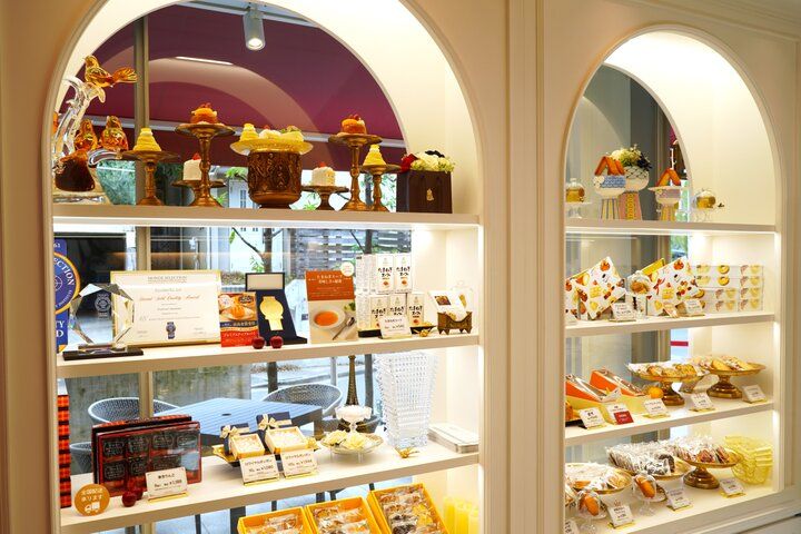 フランス仕込みのサロン・ド・テ「コロンバン 原宿サロン」でエレガントなティータイム♪