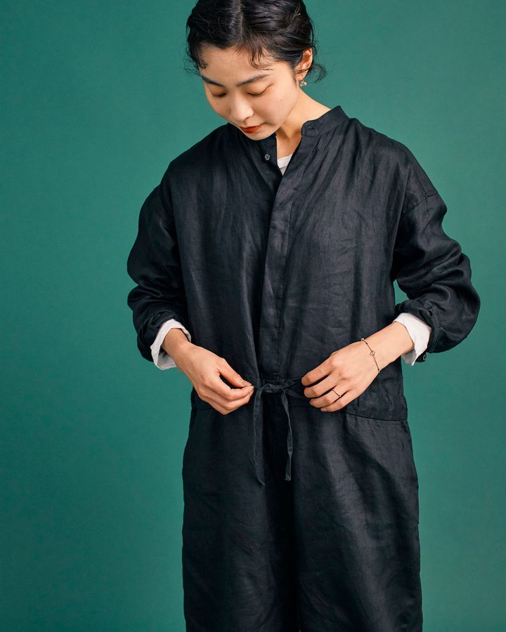 “ブラック”が主役の秋コーデ5選。黒の割合や合わせる色で自分らしい着こなしへ【FUDGE FRIEND おしゃれさんの毎日コーディネート】