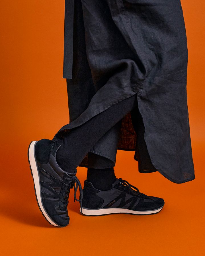 “ブラック”が主役の秋コーデ5選。黒の割合や合わせる色で自分らしい着こなしへ【FUDGE FRIEND おしゃれさんの毎日コーディネート】